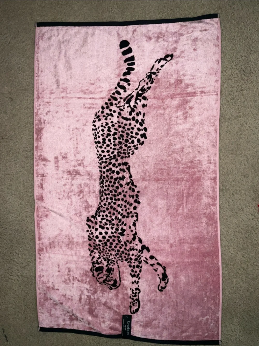 BEBE REVERSIBLE PINK BLACK LEOPARD 4pc. 2 BATH 2 HAND COTTON VELOUR TOWELS NWT